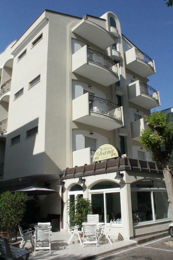 Hotel Ivana Misano Adriatico Eksteriør bilde